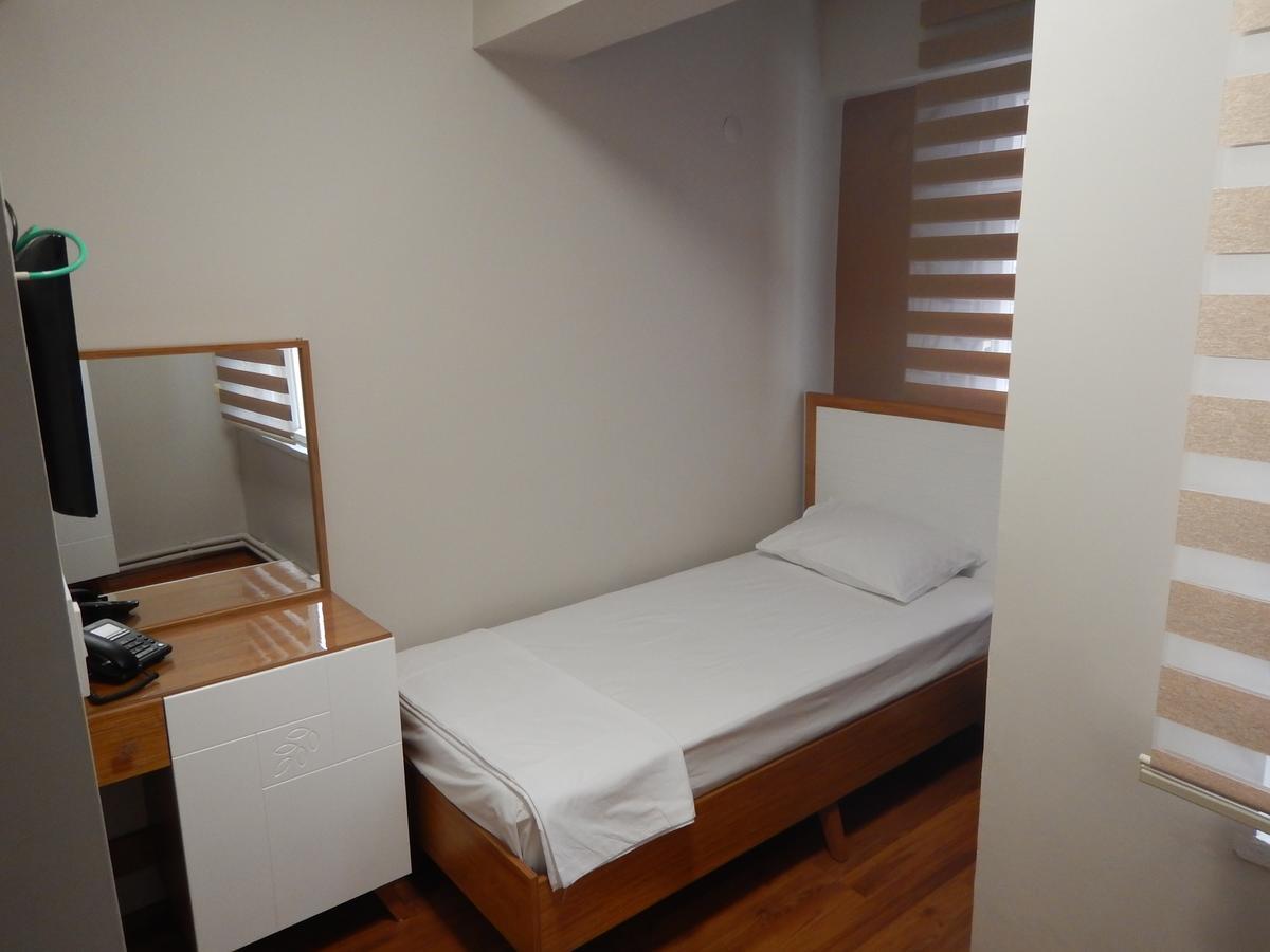 Ipek Hotel バルケスィル エクステリア 写真